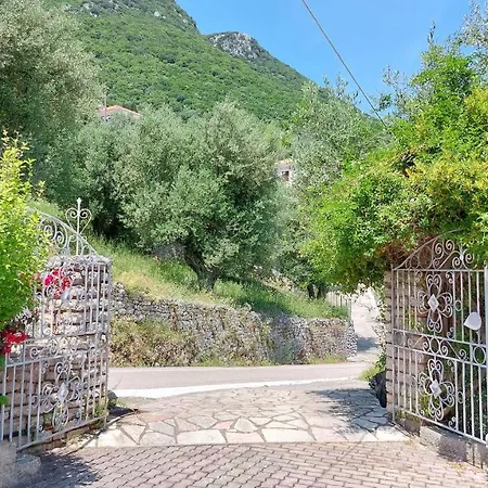 بيت للعطل Euryclea