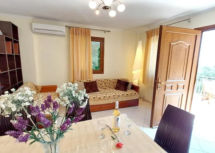 Semesterbostad Euryclea *