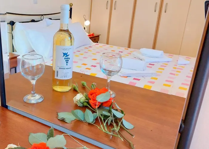 Semesterbostad Euryclea *